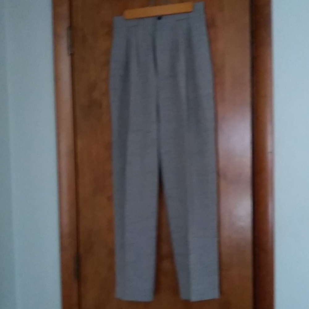 Ladies pants
